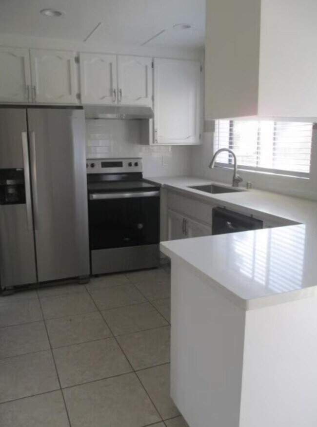 Foto del edificio - 850 Bellomy St