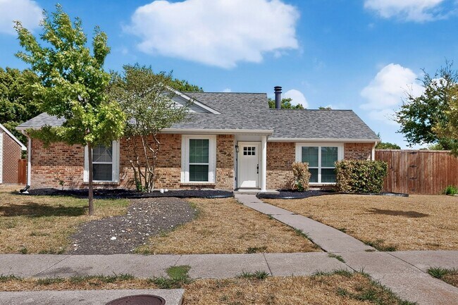 Foto del edificio - 900 Rocky Creek Ln