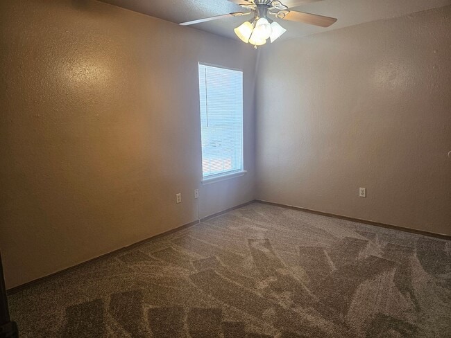 Building Photo - 51 Cedar Creek Ct