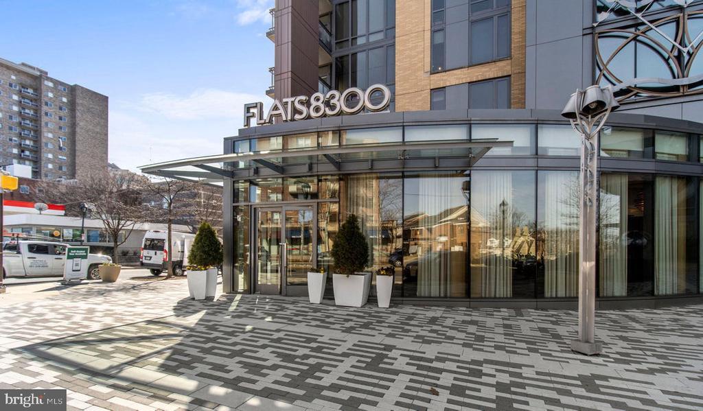 Primary Photo - 8300 Wisconsin Ave