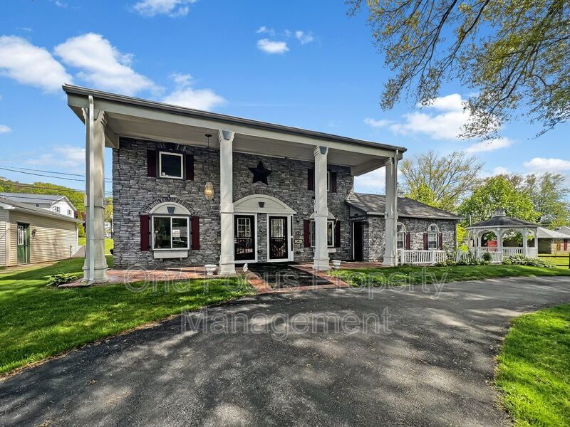 2734 Dove St, Williamsport, PA 17701 House Rental in Williamsport, PA