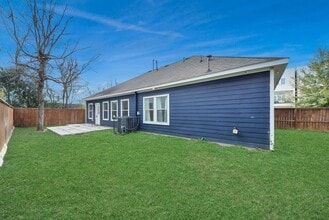 Building Photo - 2311 Canfield St