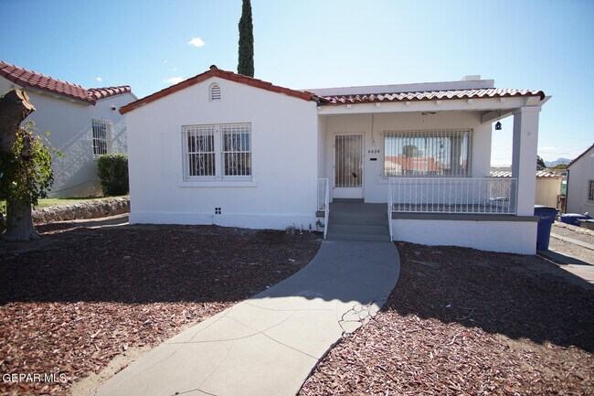 Foto del edificio - 4424 Cambridge Ave