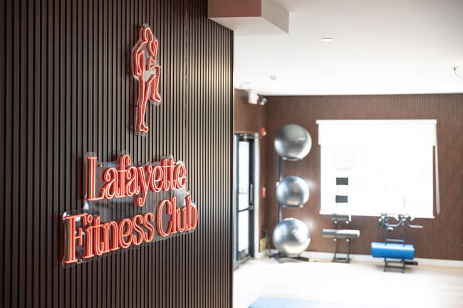 El gimnasio Lafayette - The Lafayette Stamford