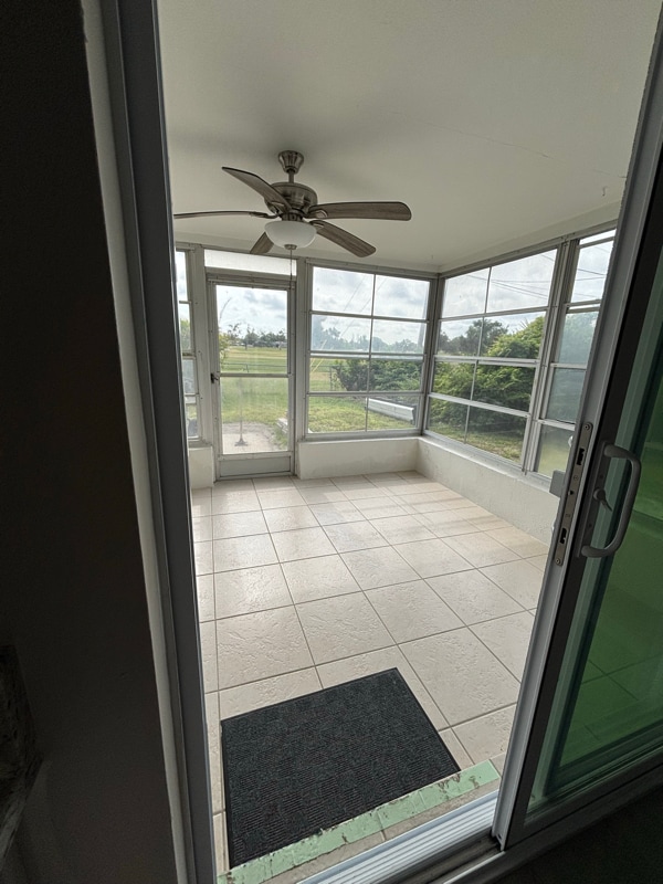 Building Photo - 167 Golf Club Ln