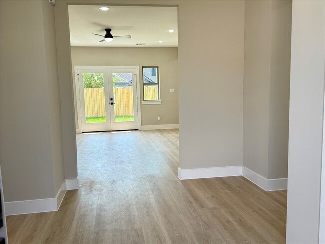 Building Photo - 2519 LIGURIA LN Ct