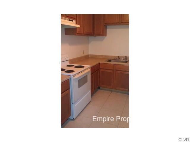 Foto del edificio - 715 E 7th St