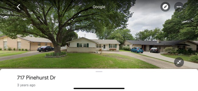 Building Photo - 717 Pinehurst Dr