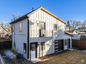 Building Photo - 3880 1/2 Sheridan Boulevard