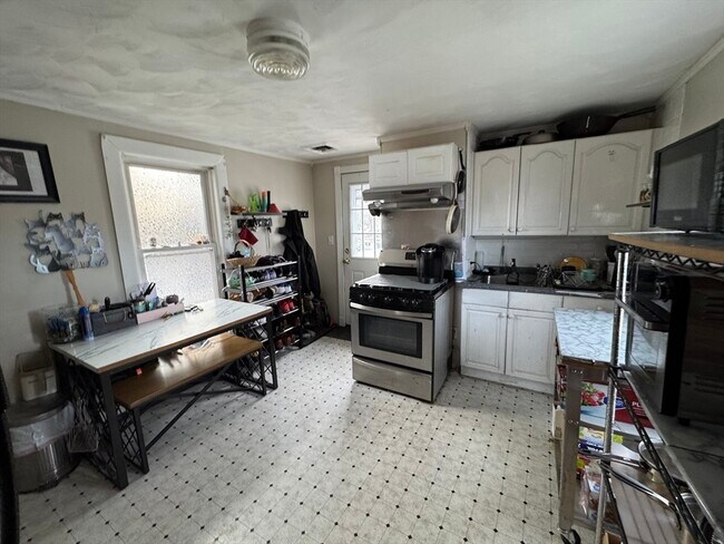 Foto del edificio - 22 Almont St