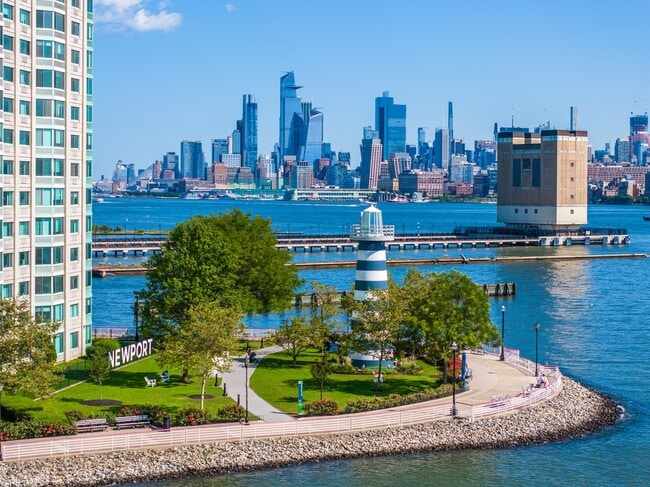 Take the scenic route along Newport's waterfront. - Newport Rentals