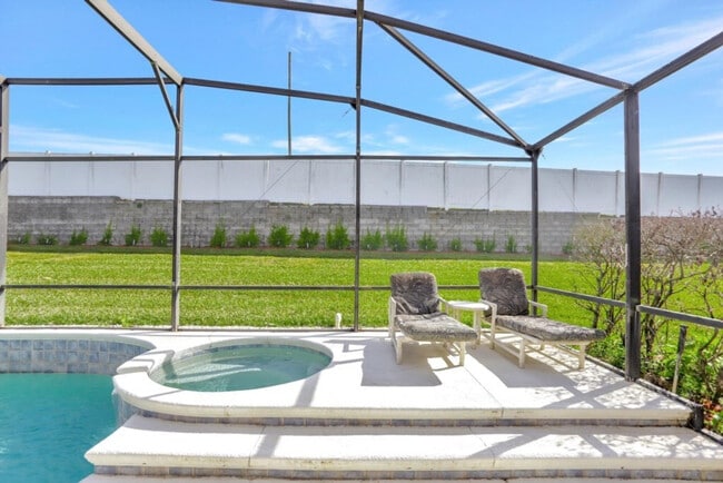 Building Photo - 2227 Wyndham Palms Way