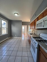 Building Photo - 68 W 53rd St