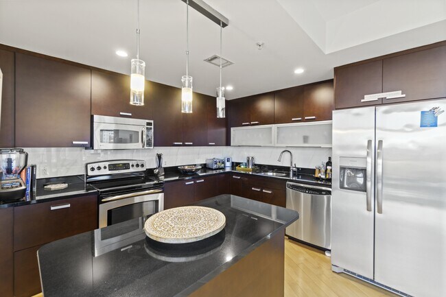 Photo - 1010 Massachusetts Ave NW Townhome