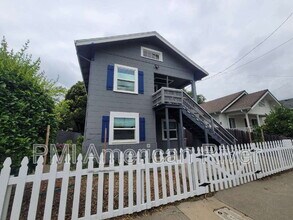 Building Photo - 3116 40th St