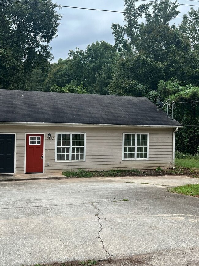 Building Photo - 9235-9237 Carr Cir