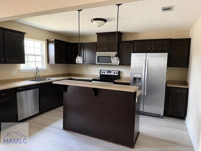 Foto del edificio - 1106 Creekside Cir