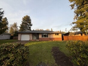 Building Photo - 1316 C St