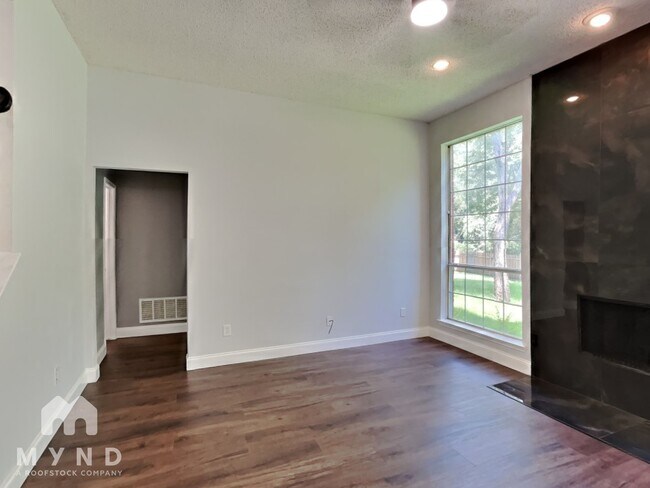 Foto del edificio - 2616 Belmont Ct