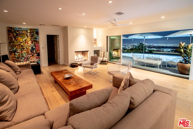 Foto principal - 1691 Woods Dr