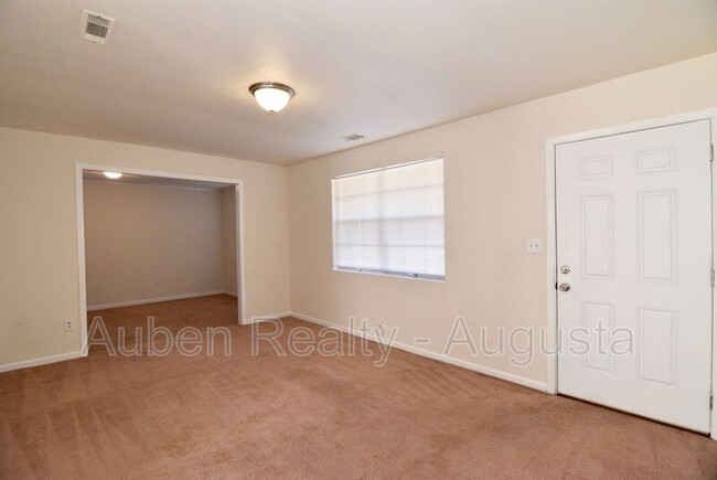 Foto del edificio - 2920 Rollingwood Dr