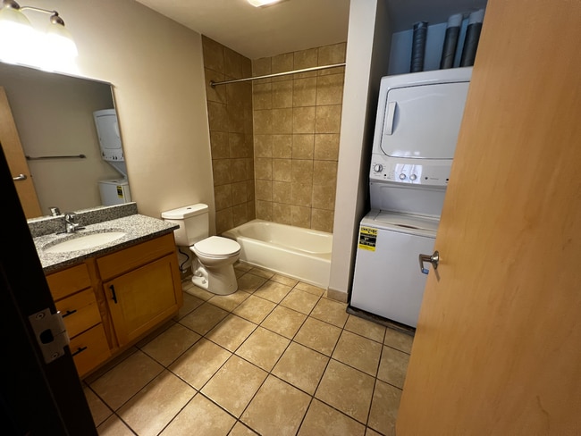 Interior Photo - Station House | Near The Loop