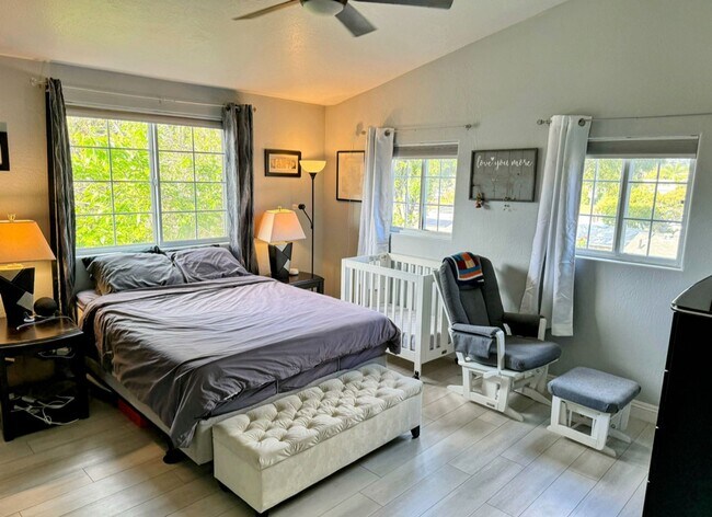 Foto del edificio - Impressive 3 BDRM, 2BA house in Rolando av...