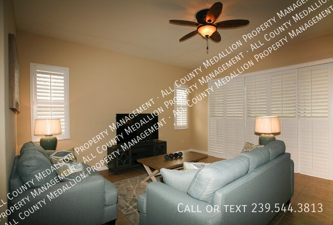Building Photo - 11070 Esteban Dr