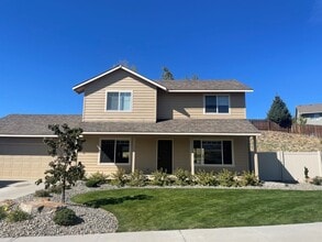 Building Photo - 2495 Harvester Loop