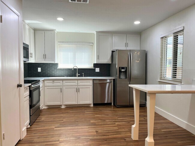 Foto del edificio - 1611 Prairie Mark Ln