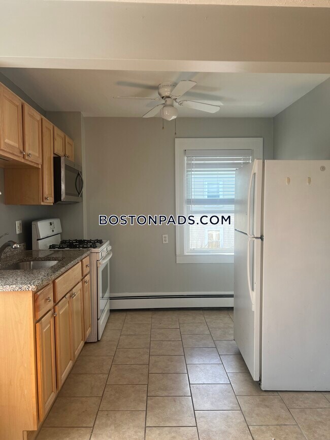 4 Border St Unit 1, Winchester, MA 01890 Apartments in Winchester, MA