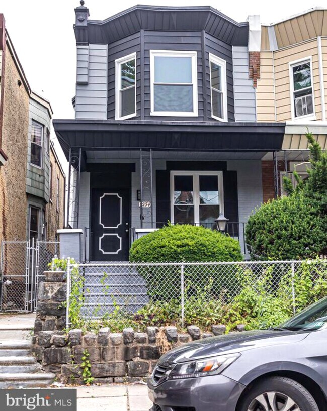 Building Photo - 5234 Walton Ave