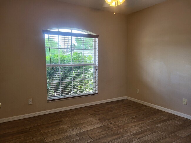 Foto del edificio - 1883 Yankee Ter