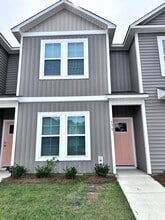 Building Photo - 175 Loren Rd Building Photo - 175 Loren Rd