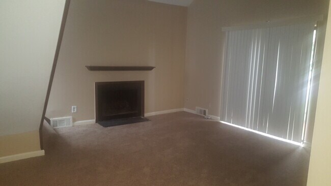 Foto del edificio - 661 Watson St