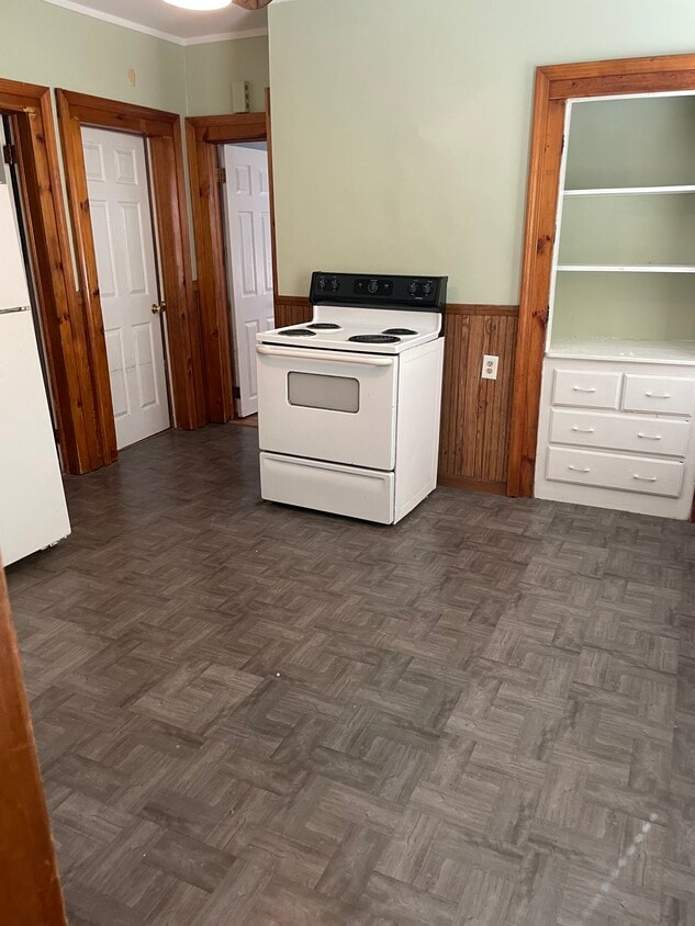 19 Chilmark St Unit 3, Worcester, MA 01604 Apartments in Worcester