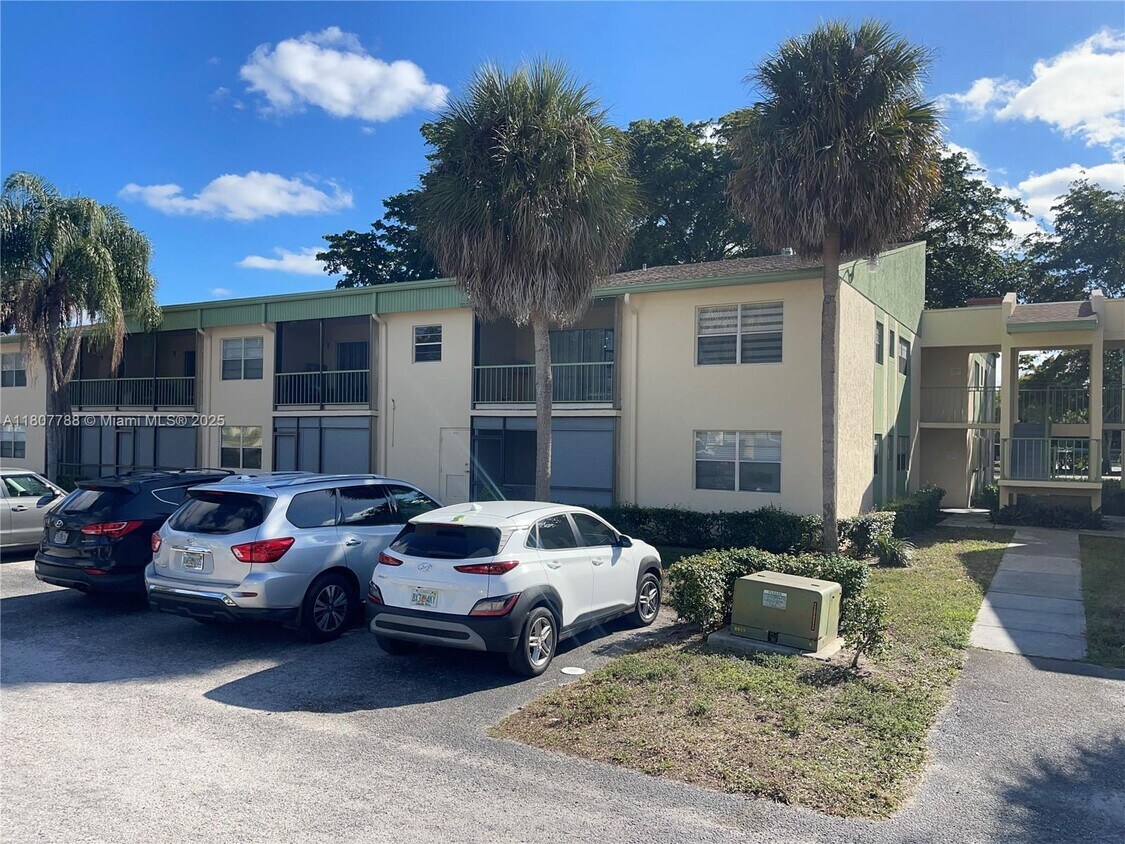 Primary Photo - 4161 NW 90th Ave