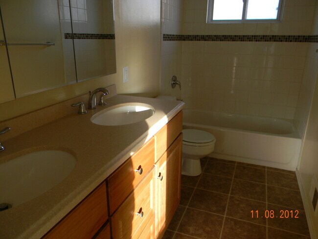 Foto del edificio - Beautiful Home in Clinton for Rent with Huge Yard