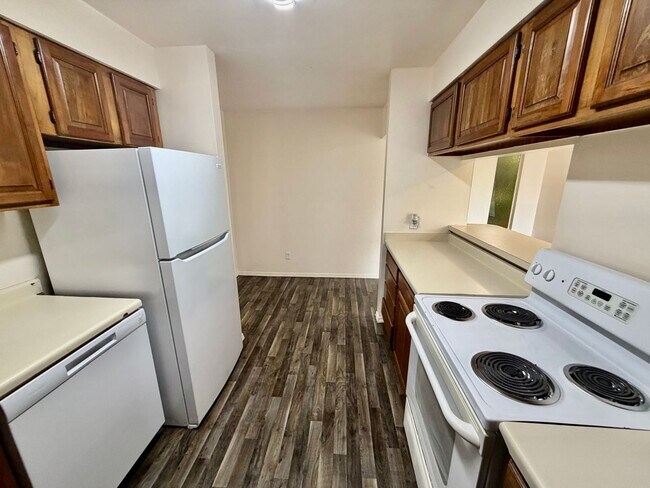 Foto del edificio - Kenton 3BR/2BA Single-Level Home | Private Yard, W/D Included & Off-Street Parking