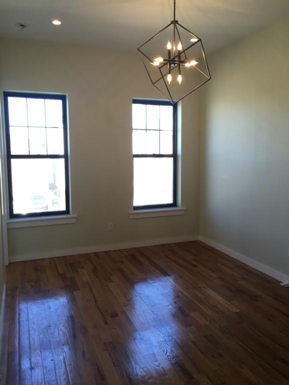 Fotografía del edificio - 1318 Bushwick Ave