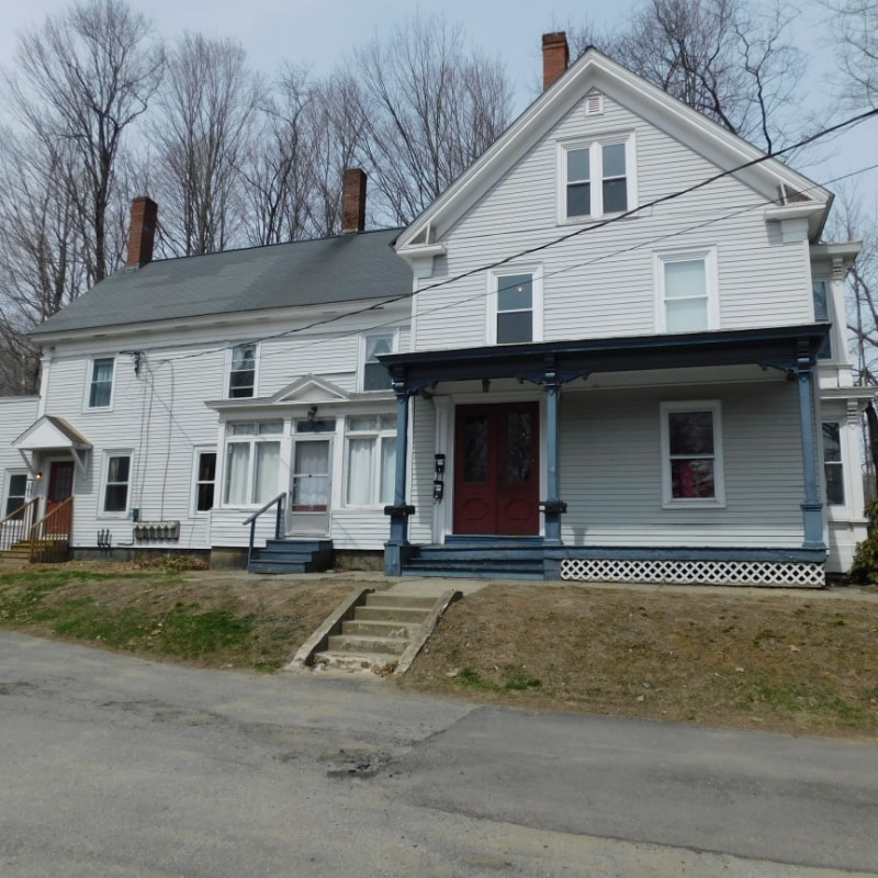 Primary Photo - 34 Bennett Ave