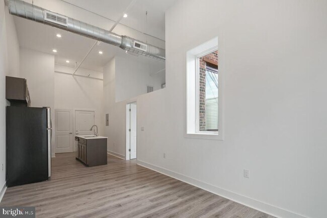 Foto del edificio - 1705 Jackson St