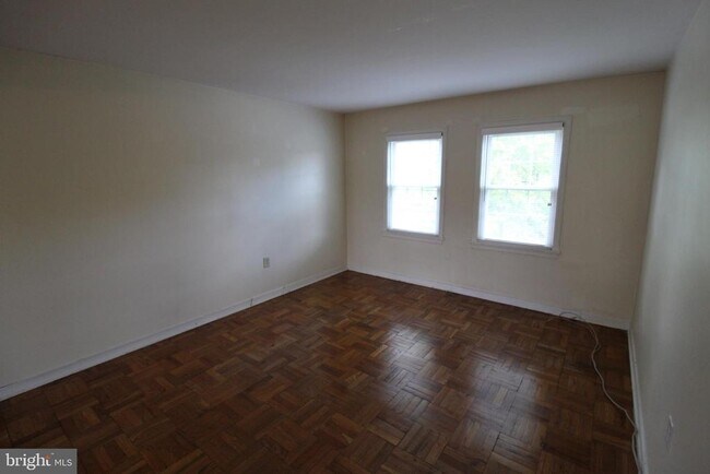 Foto del edificio - 1413 Belle View Blvd