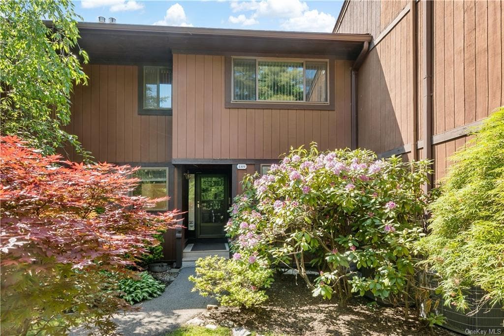 189 Martling Ave, Tarrytown, NY 10591 Condo for Rent in Tarrytown, NY