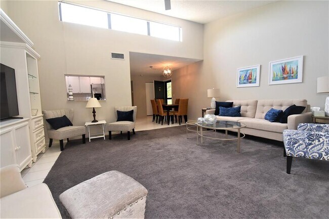Foto del edificio - 1531 Clower Creek Dr