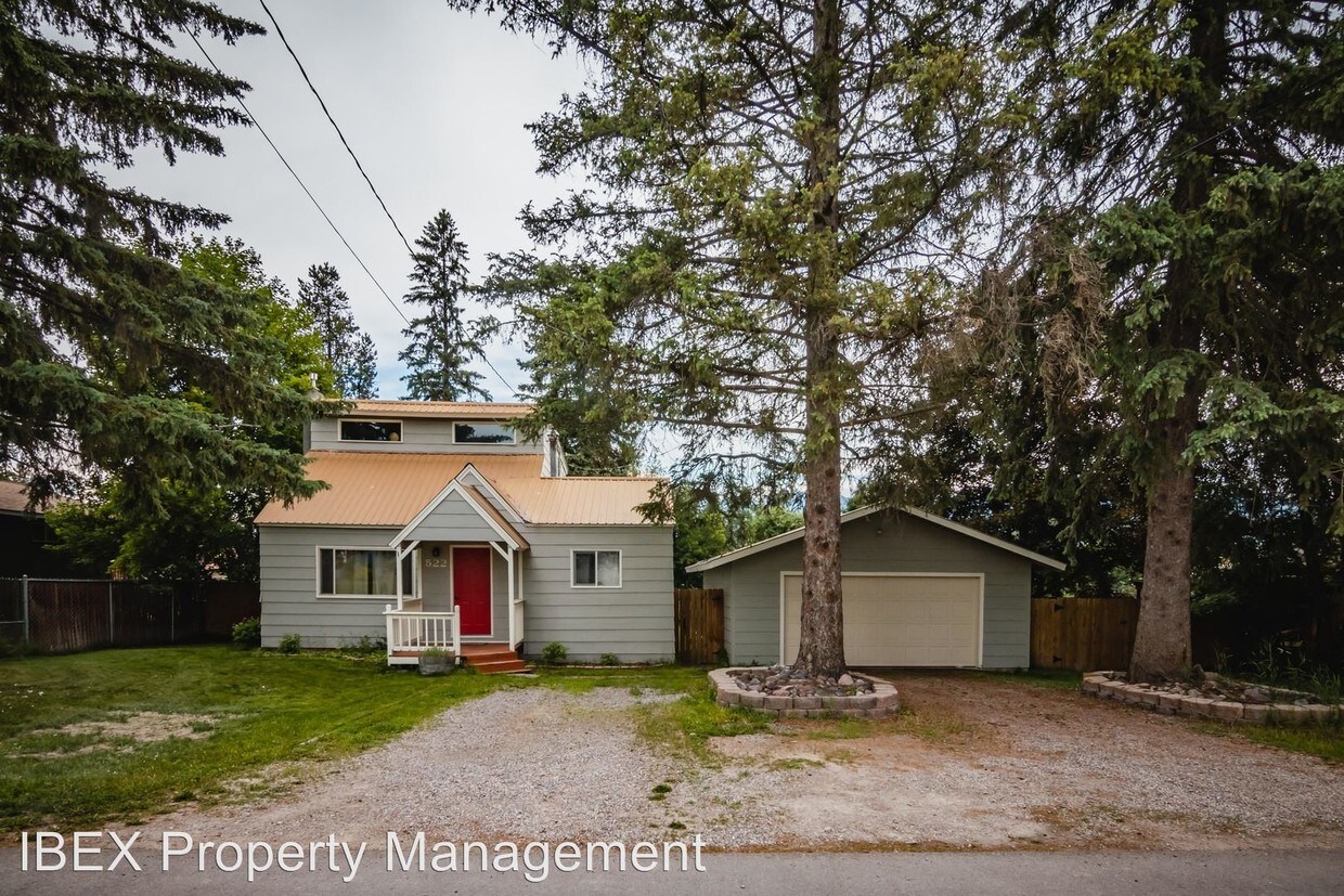 Primary Photo - 3 br, 2 bath House - 522 4th St West