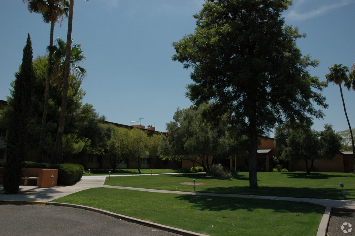 Foto del edificio - Paradise Valley Baptist Retirement Center