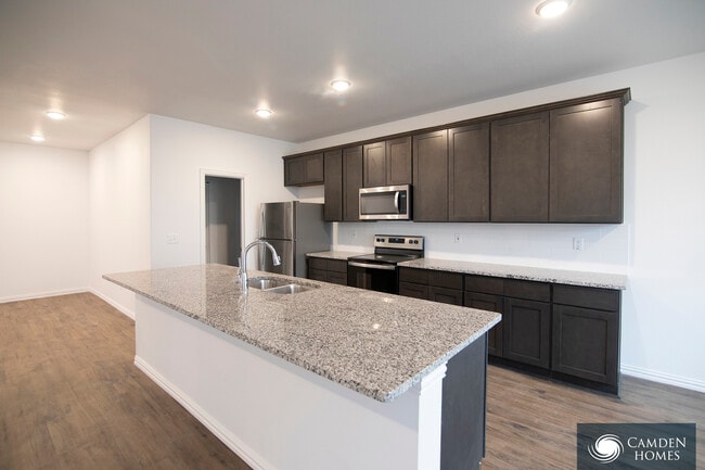 Foto del edificio - 1458 Waterview Dr