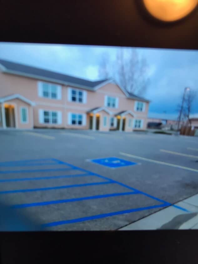 All units has outside door - 2 W Chugwater St