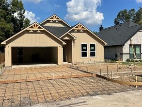 Building Photo - 8416 Delmar St